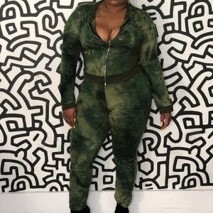 Greenish yellow sweatsuit